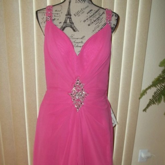 *FINAL Price* Pink Elegant Front & Sexy Back Formal Evening Gown - Picture 2 of 7